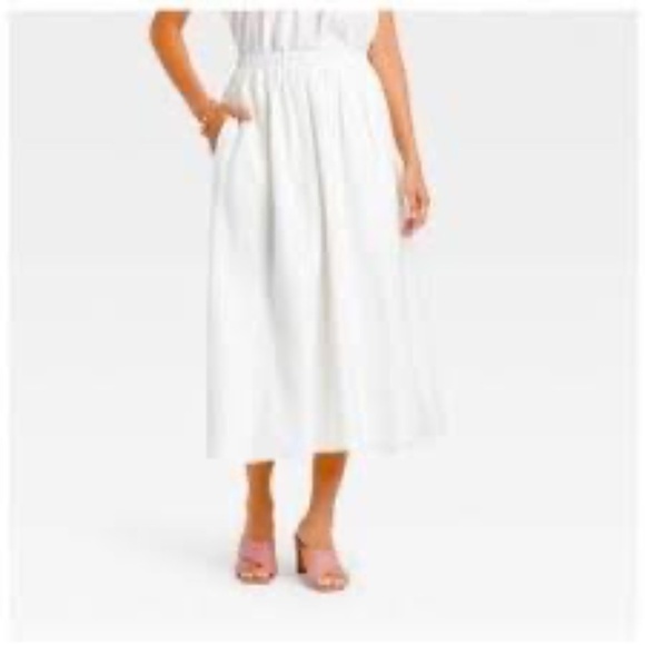 Erika & Company Dresses & Skirts - Erika & Company Midi A-Line Flowy Skirt
